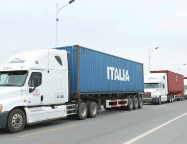 Chọn dịch vụ kéo container Hải Phòng đi Thanh Hóa uy tín, tránh rủi ro.