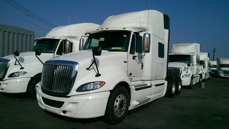 Dịch vụ kéo container TP HCM đi Vũng Tàu đảm bảo an toàn.