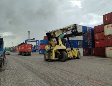 Cho thuê xe Container chở hàng Hải Phòng Đi Bình Định
