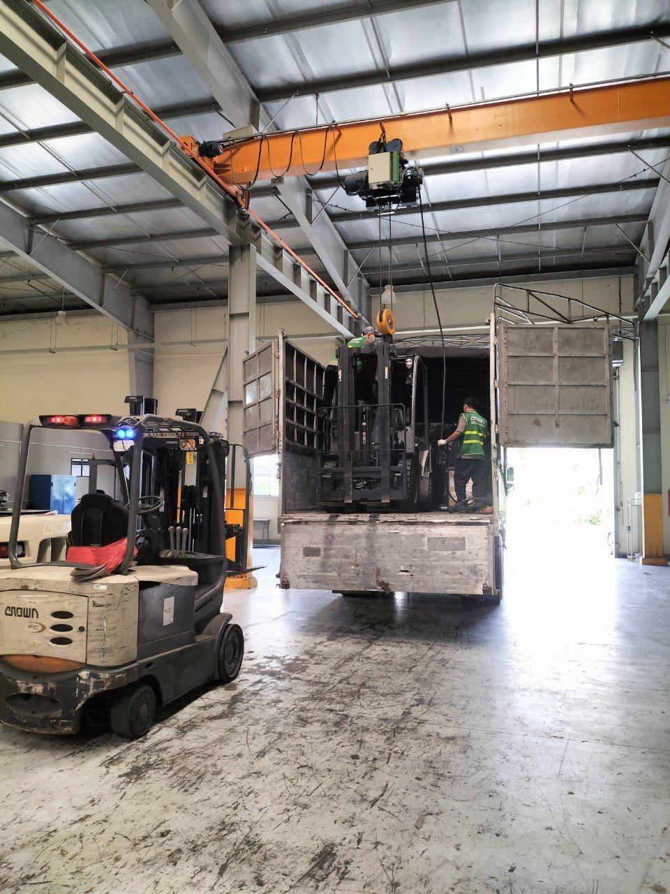 XE chở hàng Tại Quảng Bình