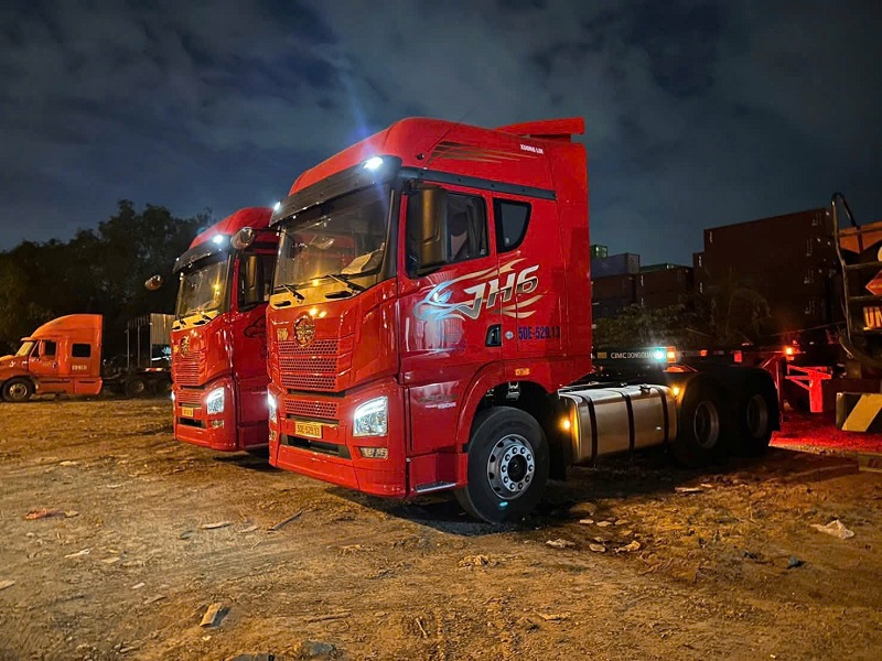 Đội xe hiện đại phục vụ dịch vụ vận chuyển hàng tại Tây Ninh đi Hà Nam mỗi ngày