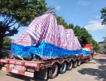 xe mooc lùn chở máy công trình