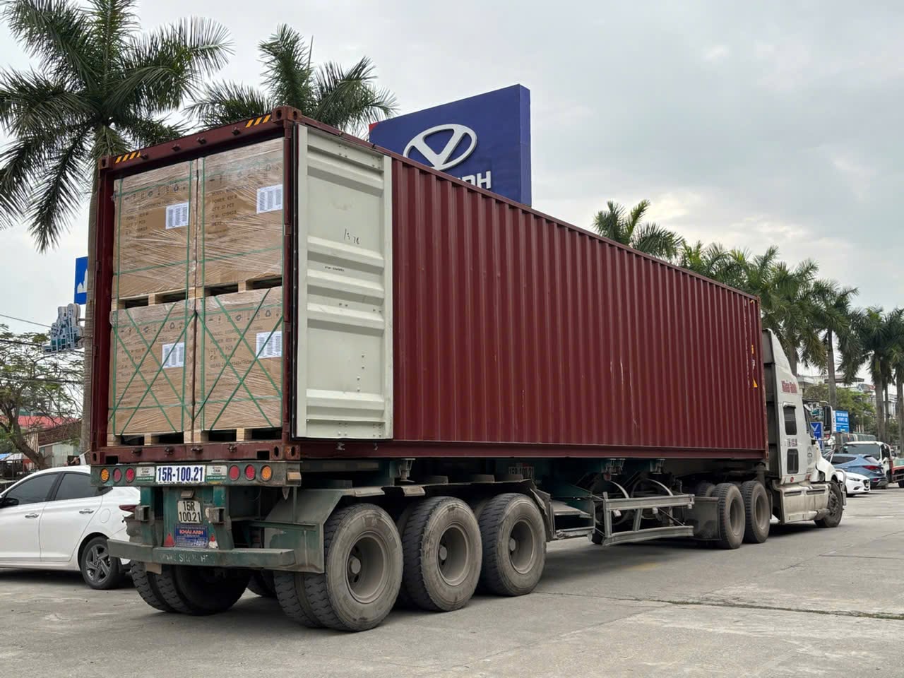 Cho Thuê Xe Container Bắc Ninh Đi Ninh Thuận, nhận vận chuyển hàng công nghiệp, hàng tiêu dùng, thiết bị, máy móc, nội thất và hàng đóng kiện, giao nhận an toàn, đúng lịch trình. cho-thue-xe-container-bac-ninh-di-ninh-thuan